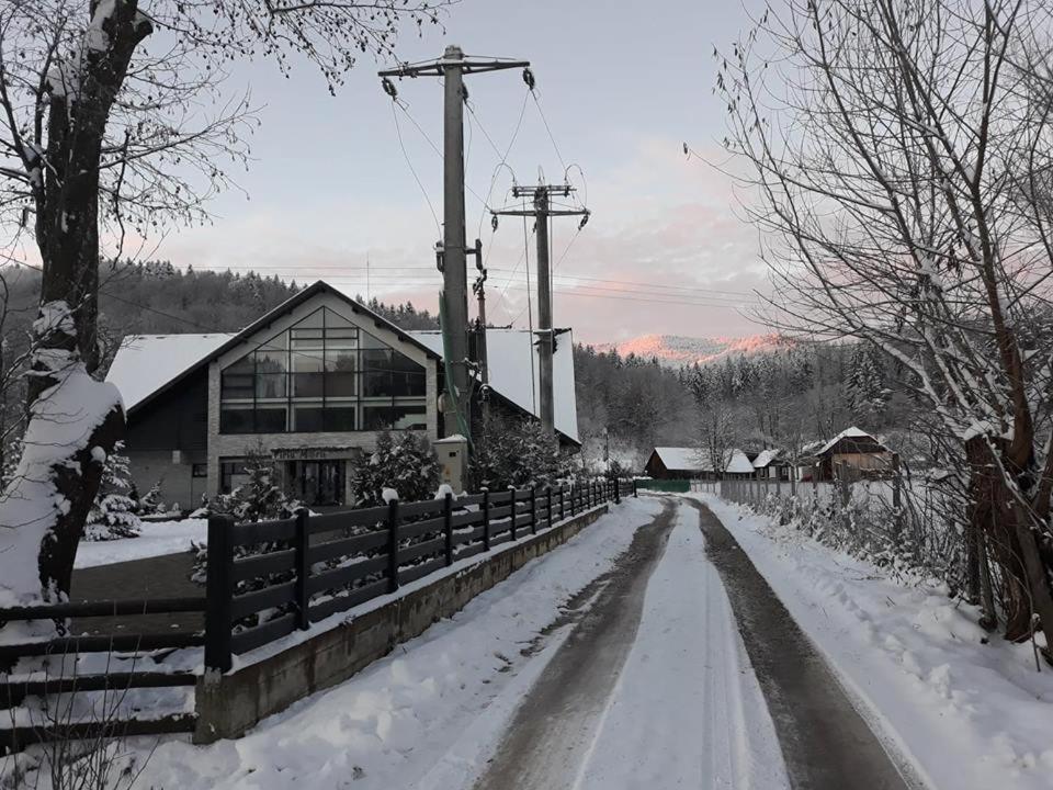 Pension Piriu' Morii Gura Humorului Eksteriør billede